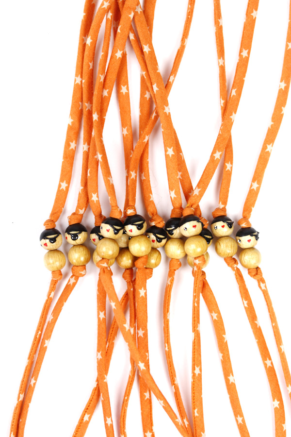 (image pour) Bracelet de Vœu à nouer Etoile Orange